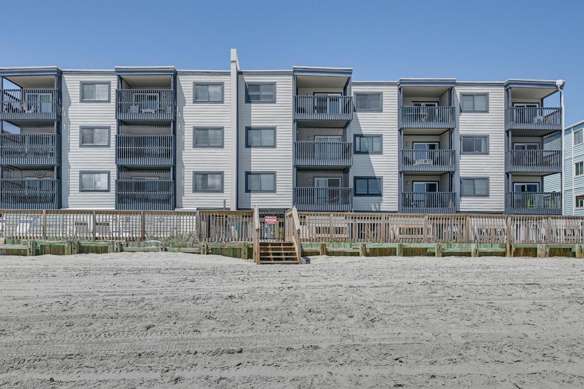 Coastal Condo On Beach With Community Pool Access! Миртл-Бич Экстерьер фото