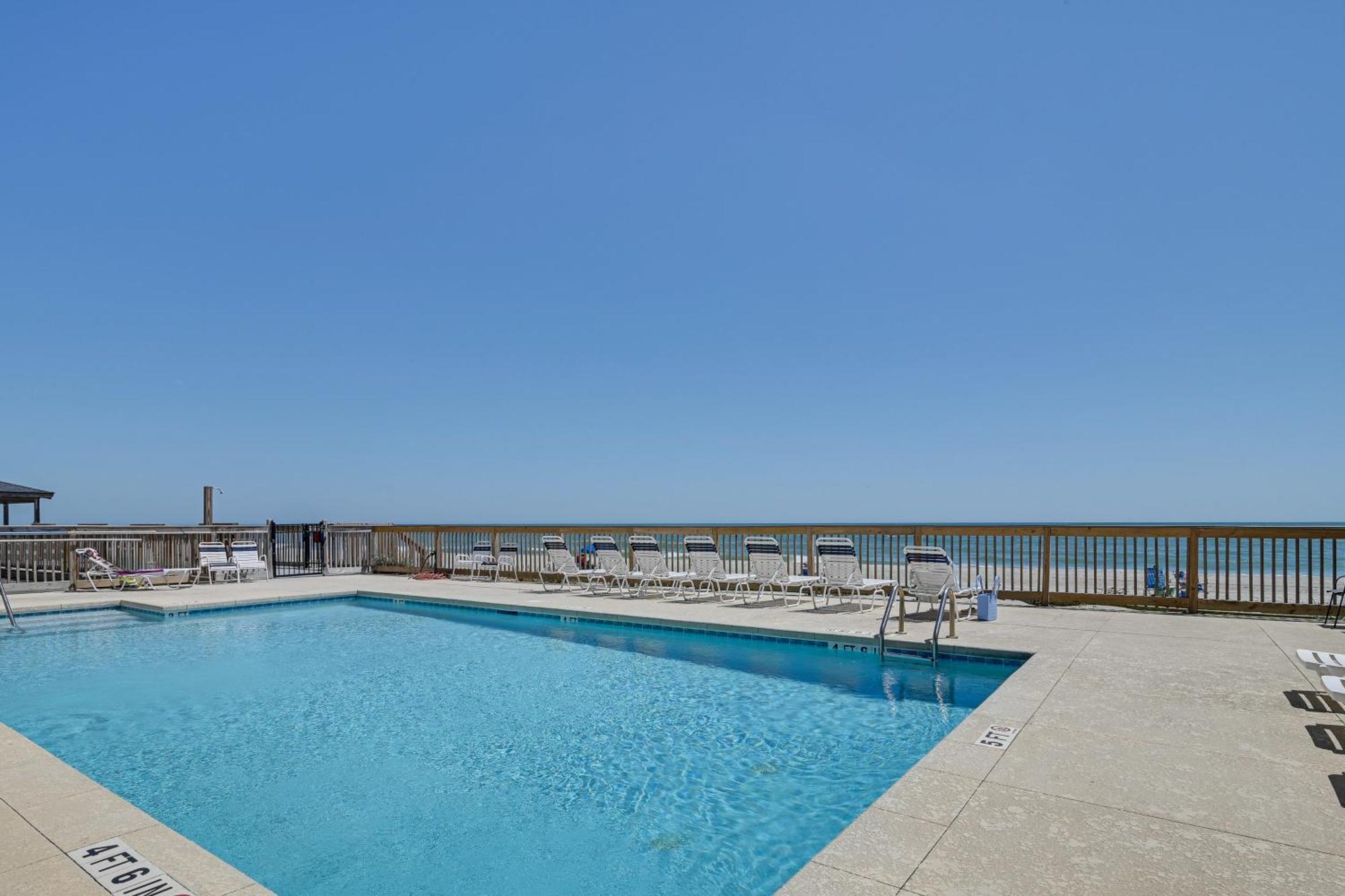 Coastal Condo On Beach With Community Pool Access! Миртл-Бич Экстерьер фото