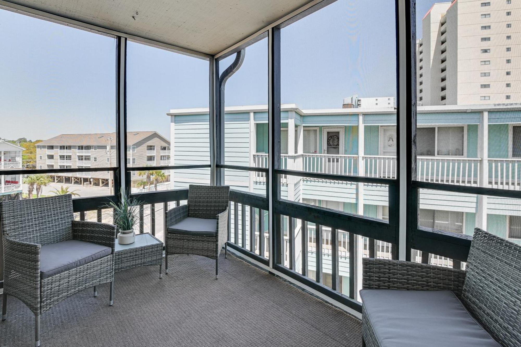 Coastal Condo On Beach With Community Pool Access! Миртл-Бич Экстерьер фото
